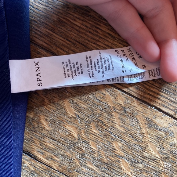 SPANX one-piece bathing suit - size 8 - Picture 6 of 7